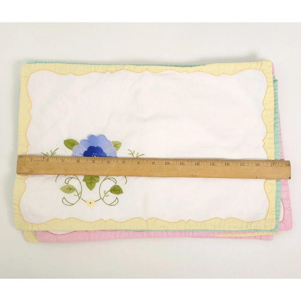6 Vintage Fabric Placemats Applique Flowers Rectangle Place Mat Pastel